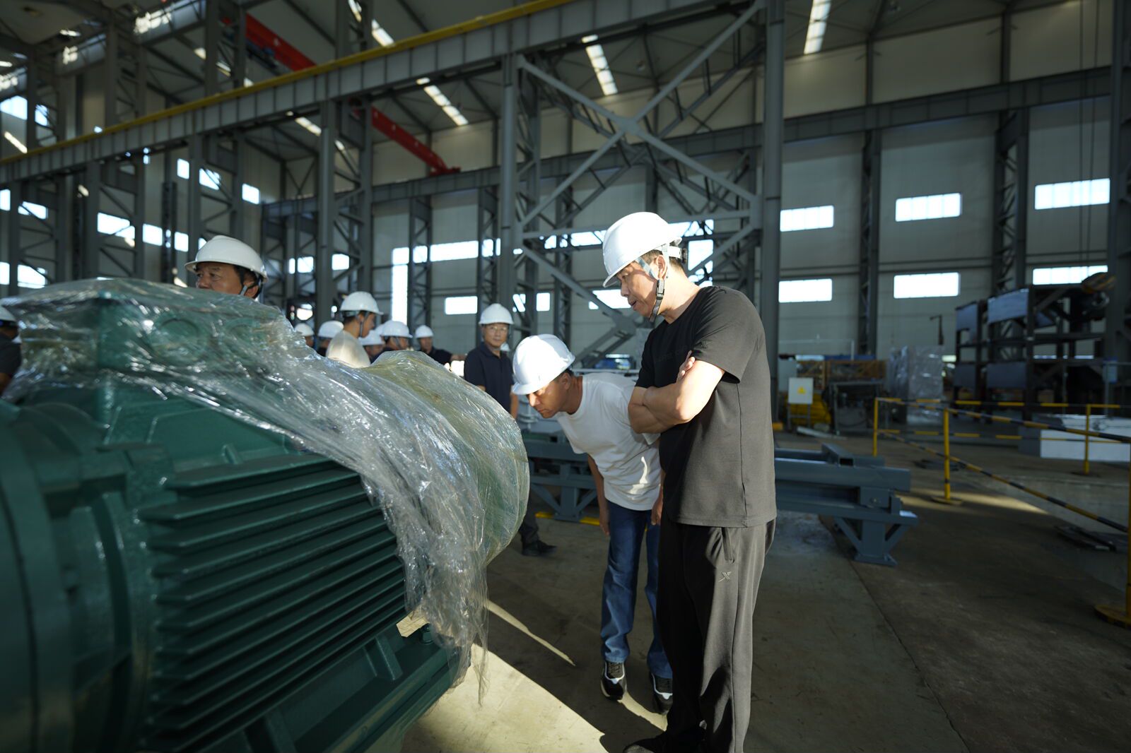 2024年（第十六屆）中國鋁用炭素年會暨碳材料發(fā)展論壇嘉賓蒞臨山東華鵬重工有限公司參觀指導(dǎo)